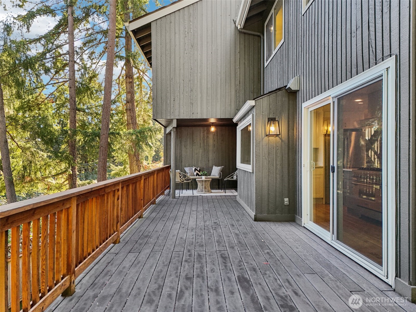 411 W Lake Sammamish Parkway NE