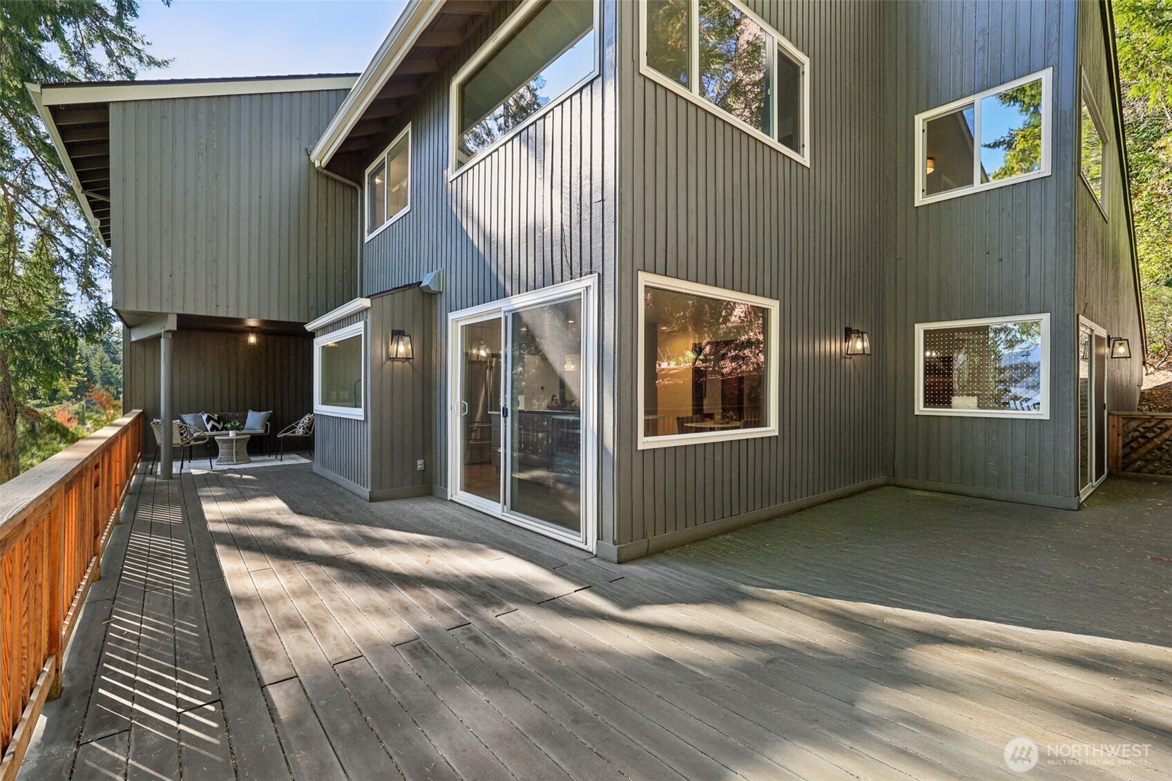 411 W Lake Sammamish Parkway NE