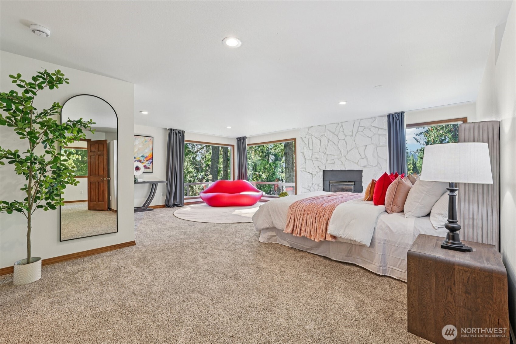 411 W Lake Sammamish Parkway NE