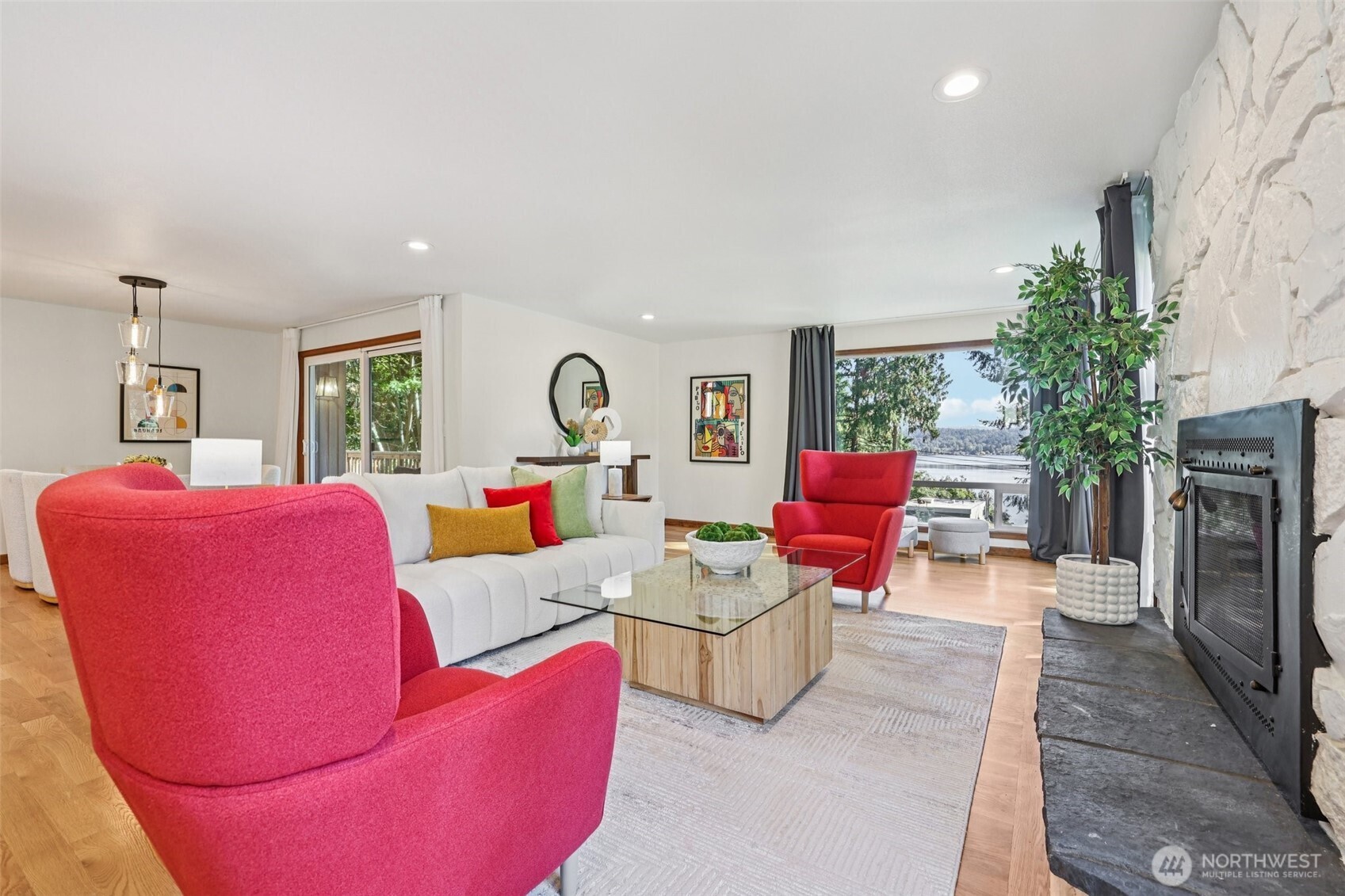 411 W Lake Sammamish Parkway NE