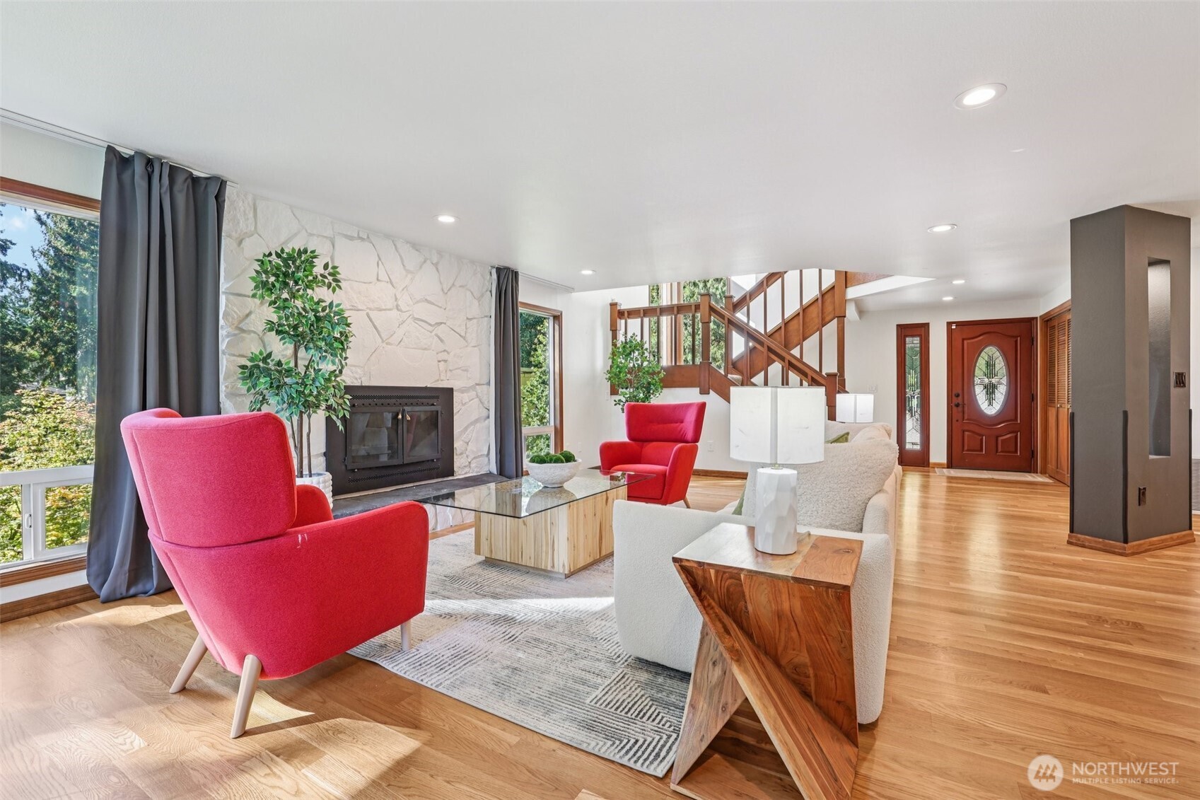 411 W Lake Sammamish Parkway NE
