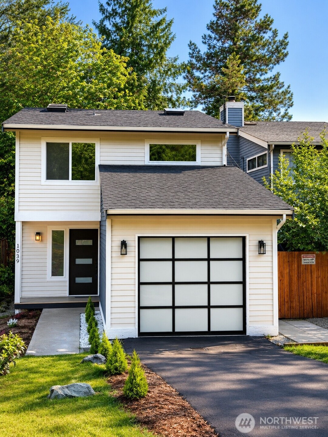 1039 NE 113th Street