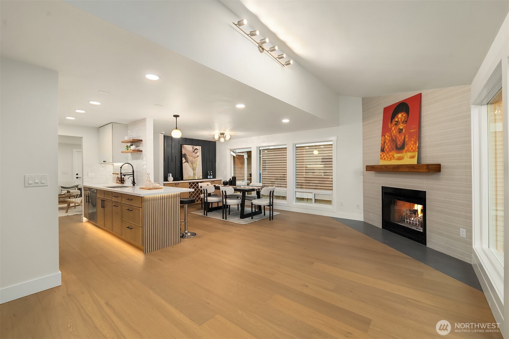 1039 NE 113th Street