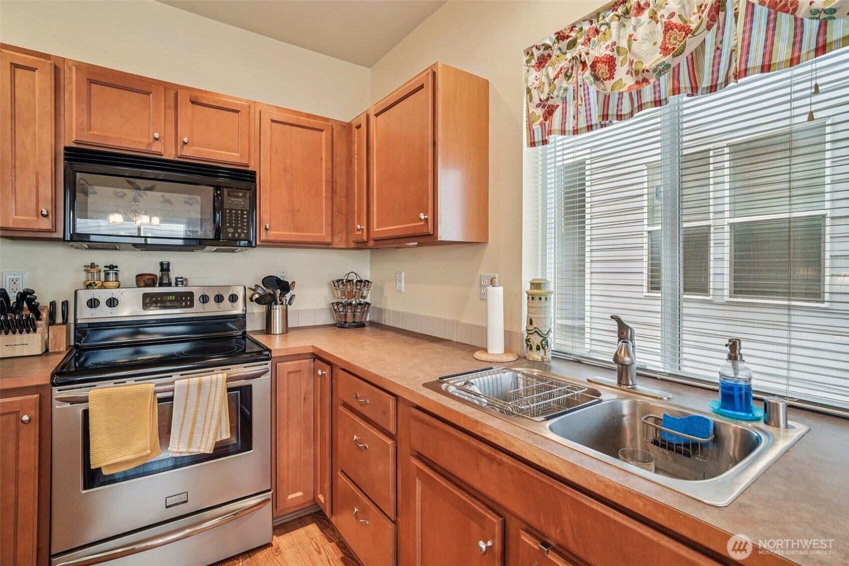 11417 185th Street E