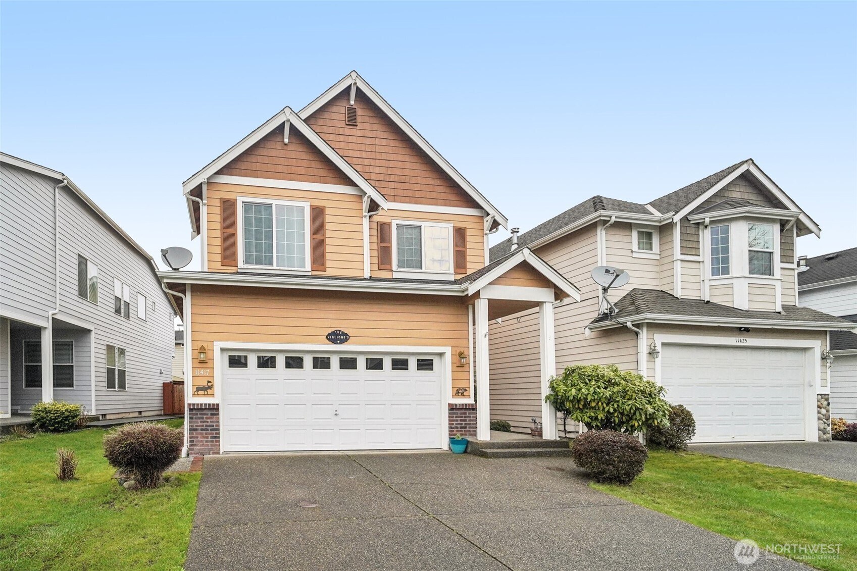 11417 185th Street E