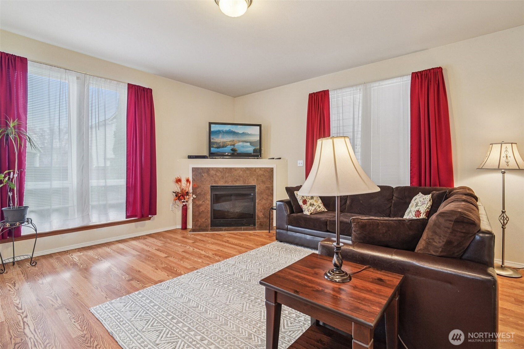 11417 185th Street E