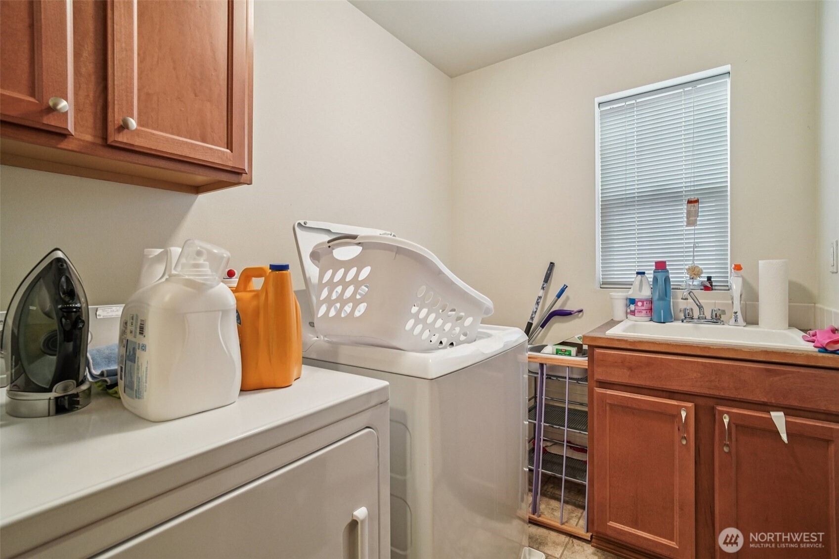 11417 185th Street E
