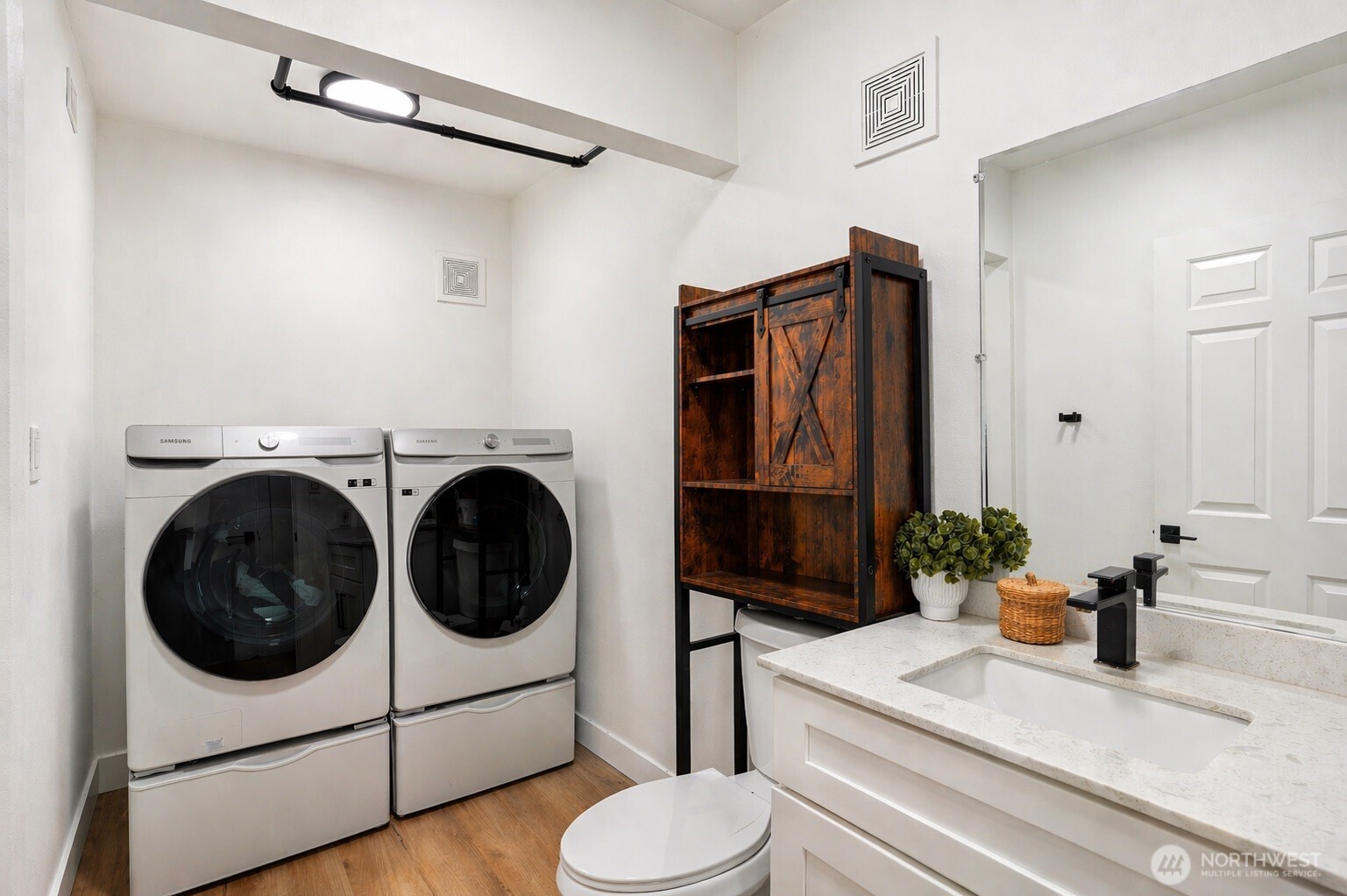 107 105th Street Ct E