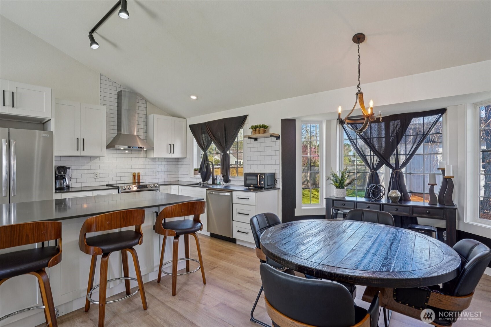 107 105th Street Ct E