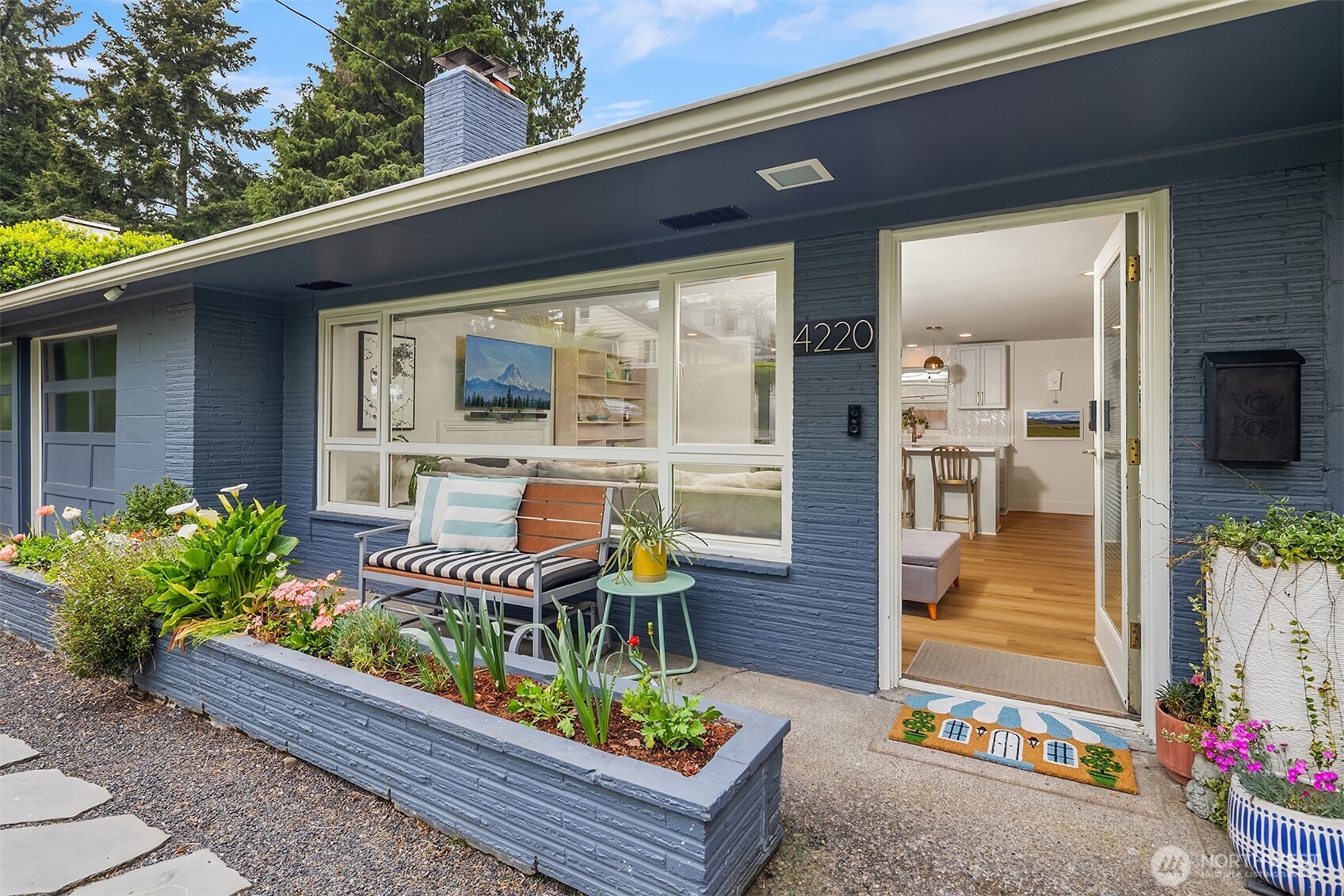 4220 NE 85th Street
