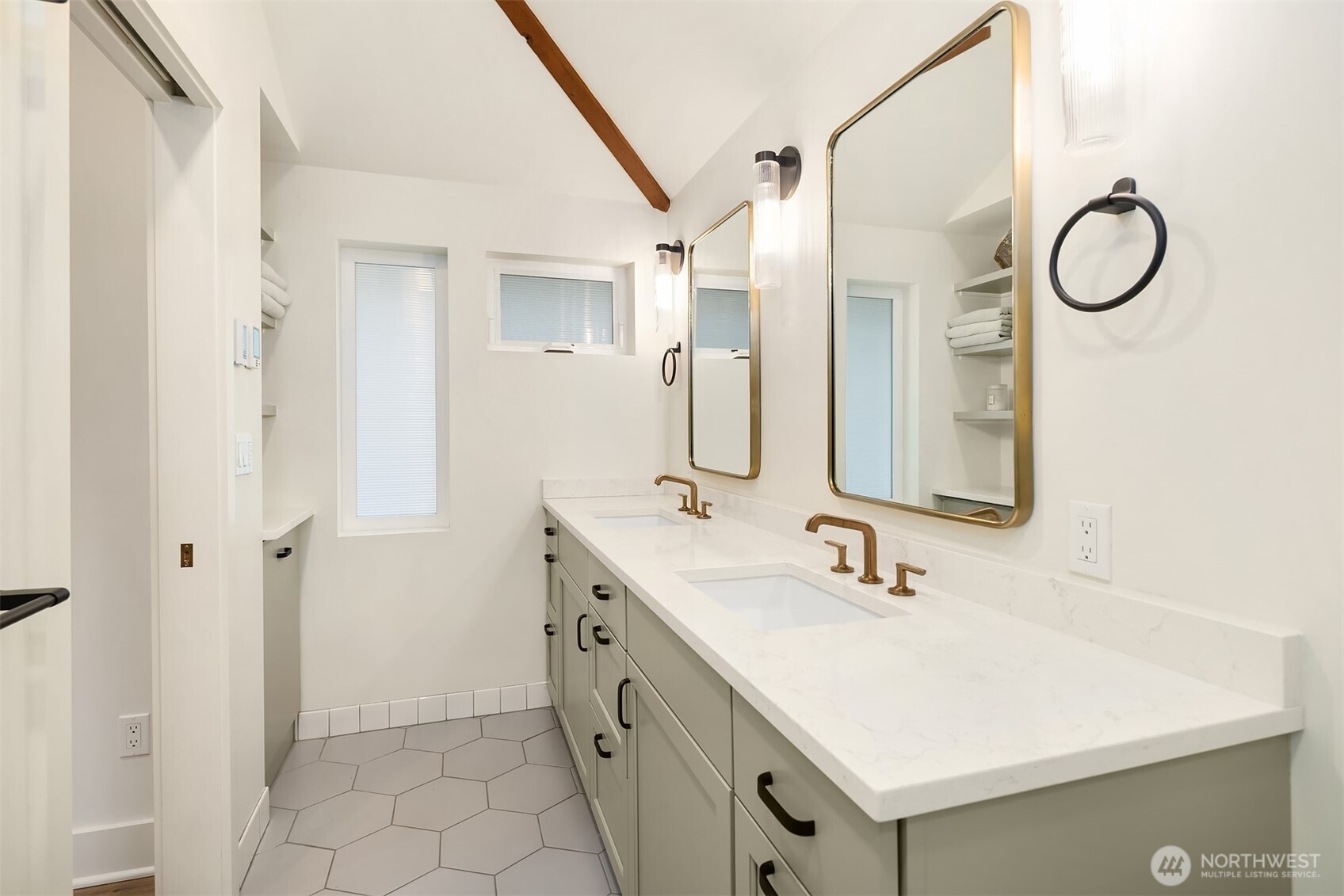 4220 NE 85th Street