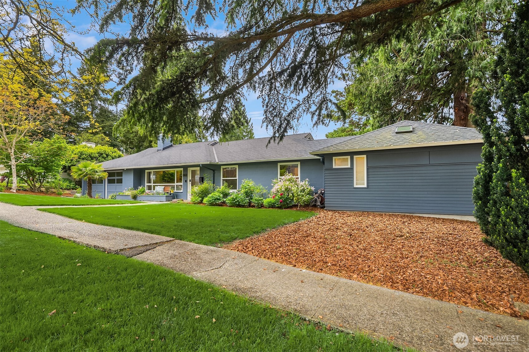 4220 NE 85th Street