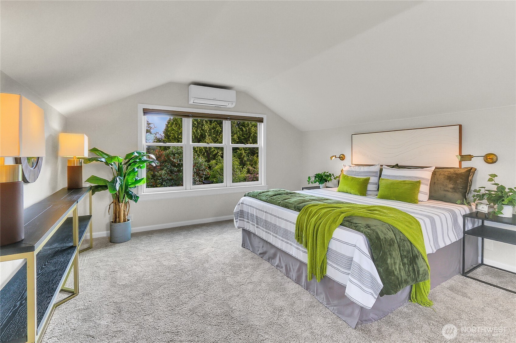 1545 NE 76th Street