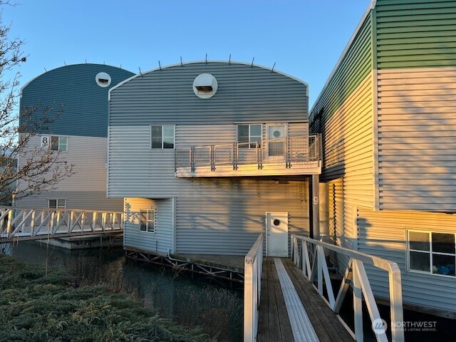 10989 Josh Green Lane Unit: 9