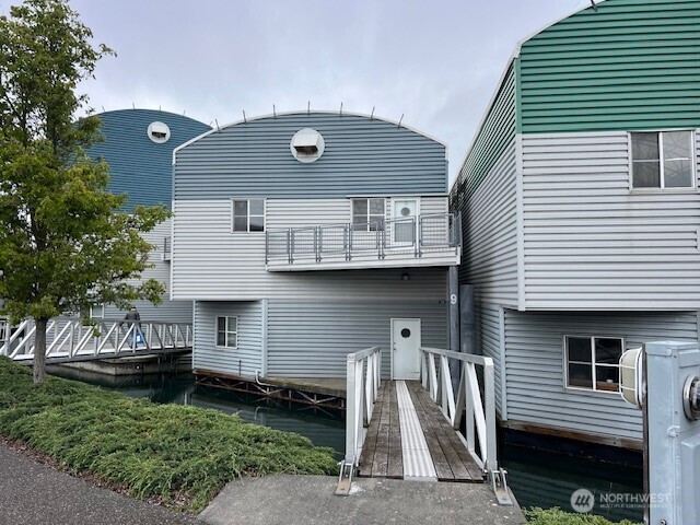 10989 Josh Green Lane Unit: 9