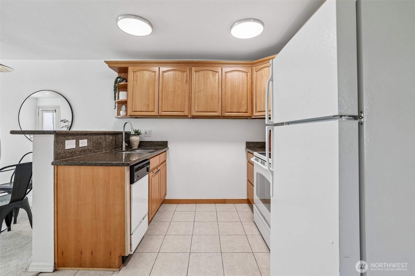5624 Roosevelt Way NE Unit: 202