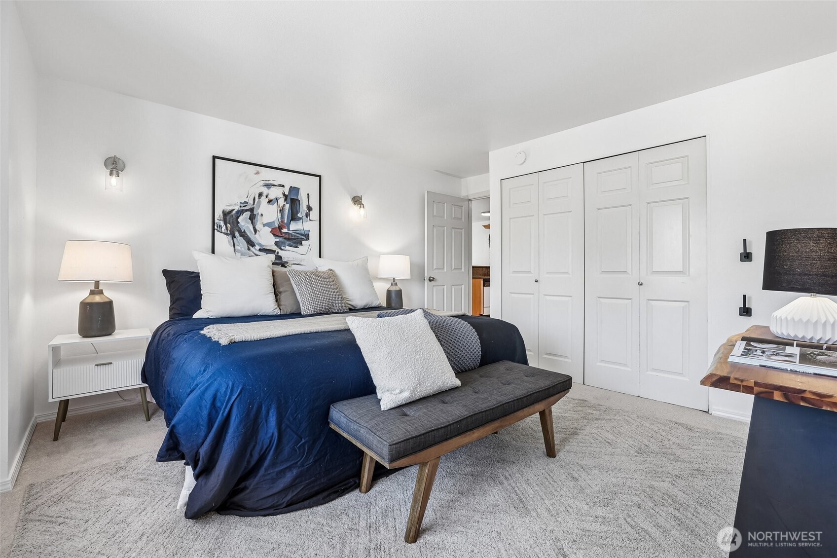 5624 Roosevelt Way NE Unit: 202