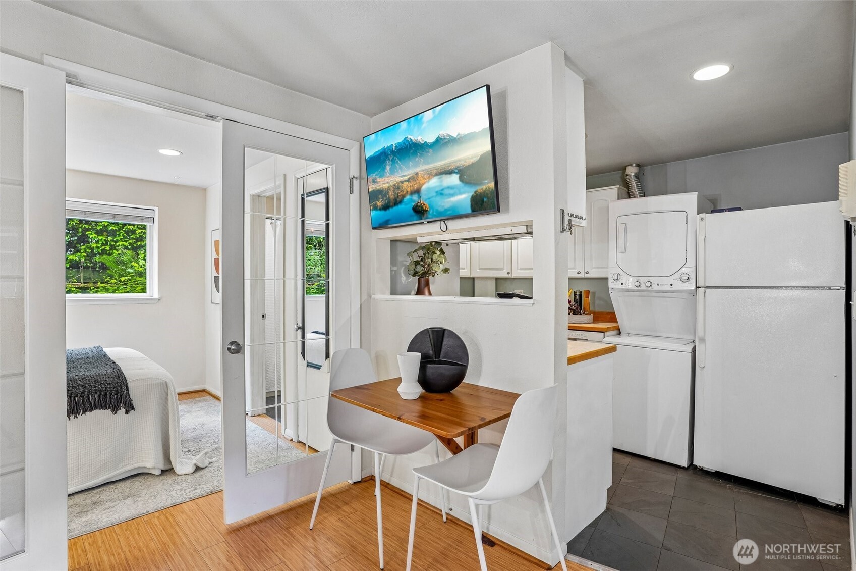 3624 Whitman Avenue N Unit: 1