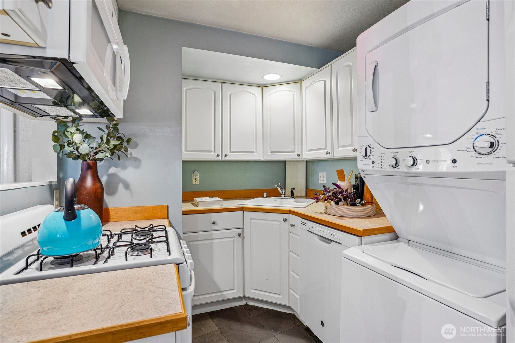 3624 Whitman Avenue N Unit: 1