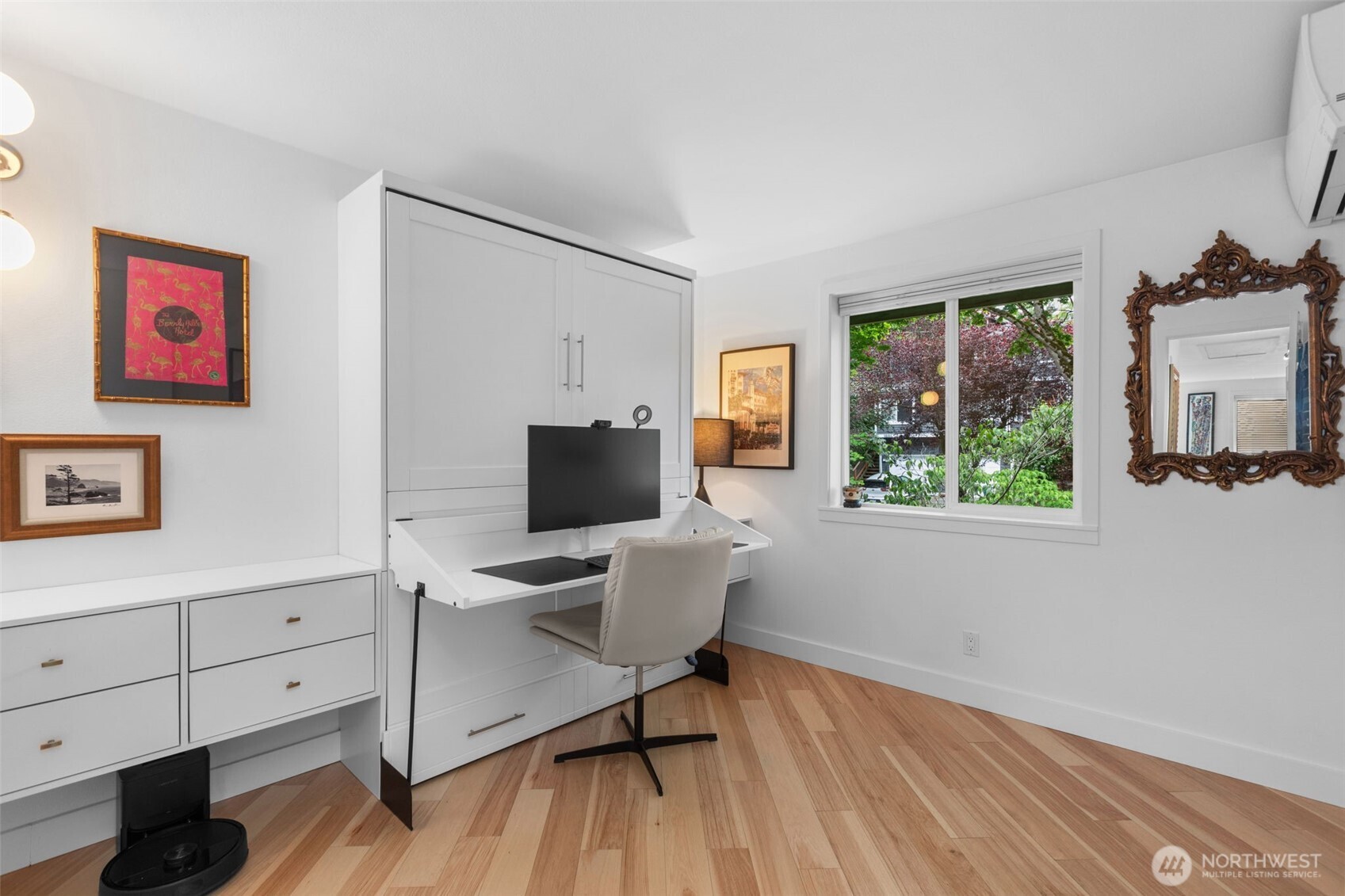 2400 E Howell Street Unit: E