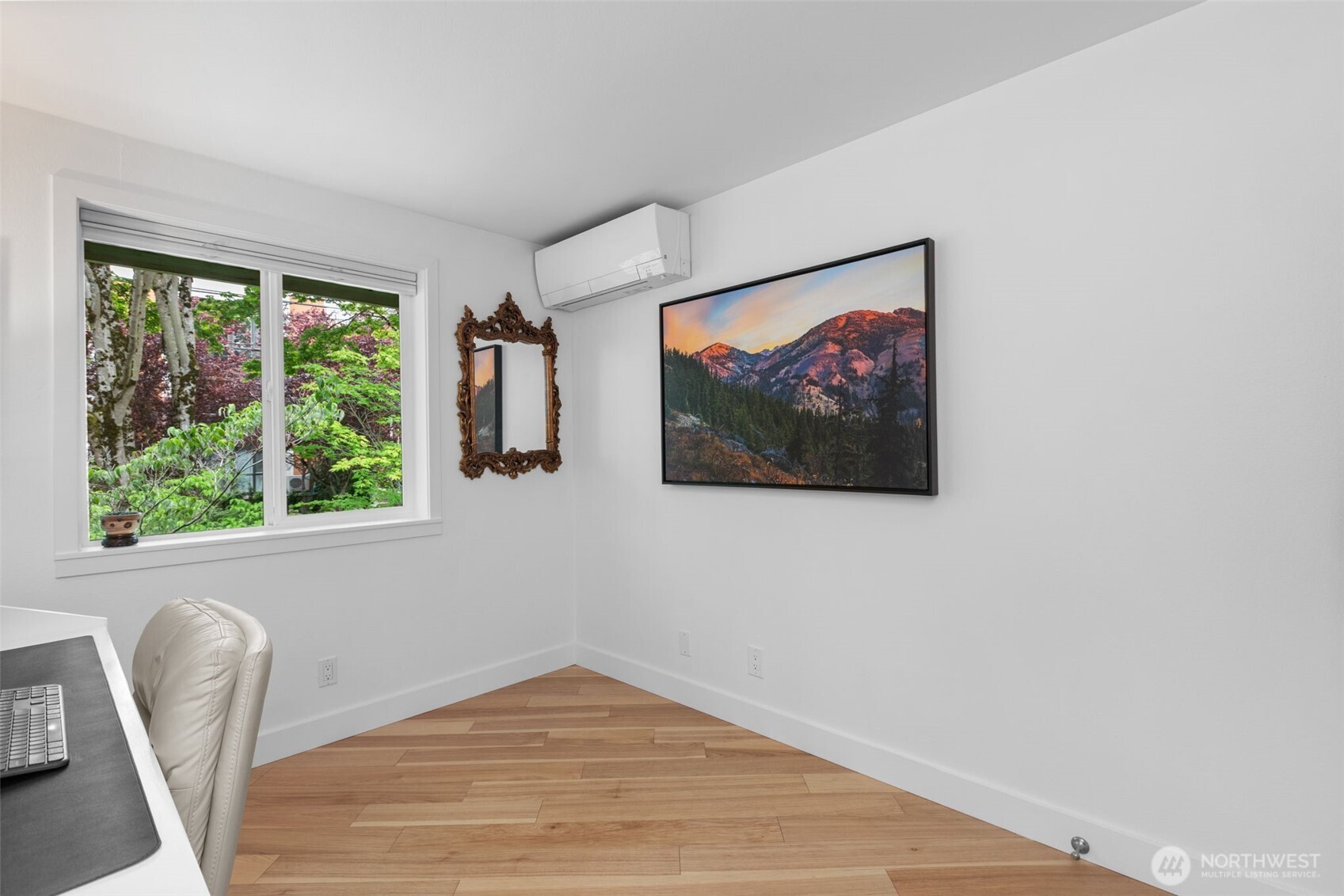 2400 E Howell Street Unit: E