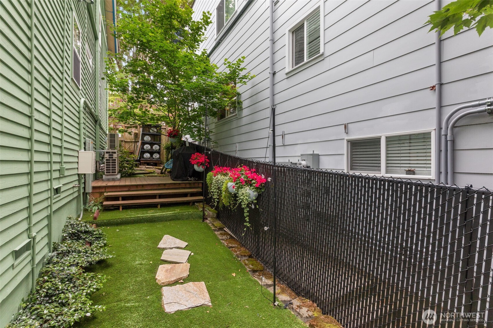 2400 E Howell Street Unit: E