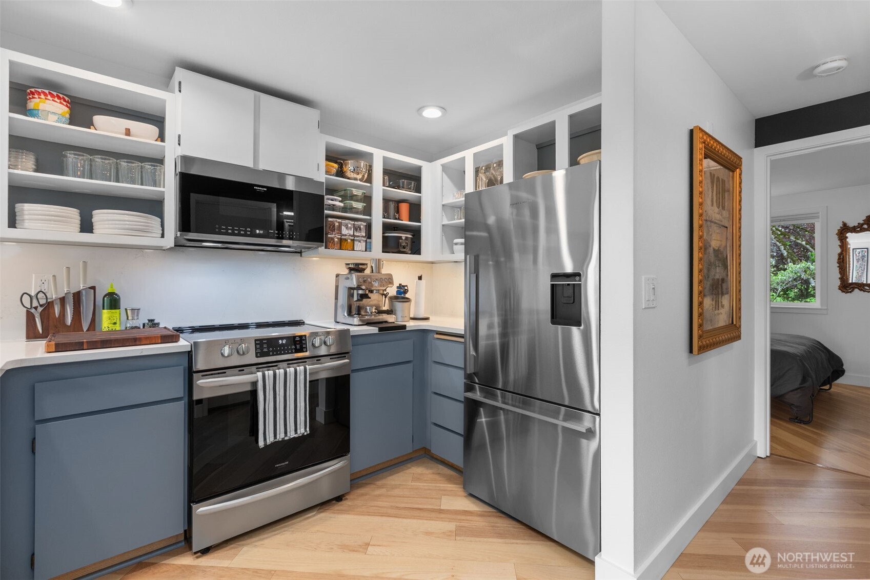 2400 E Howell Street Unit: E