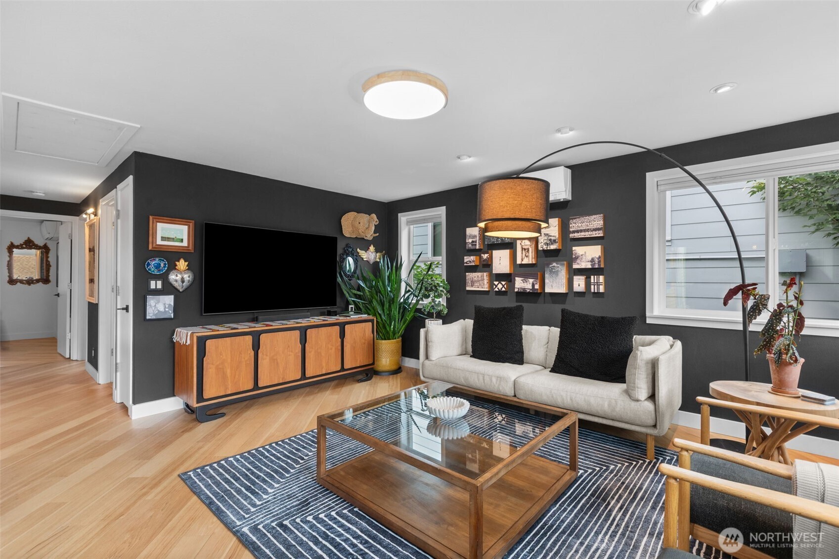 2400 E Howell Street Unit: E