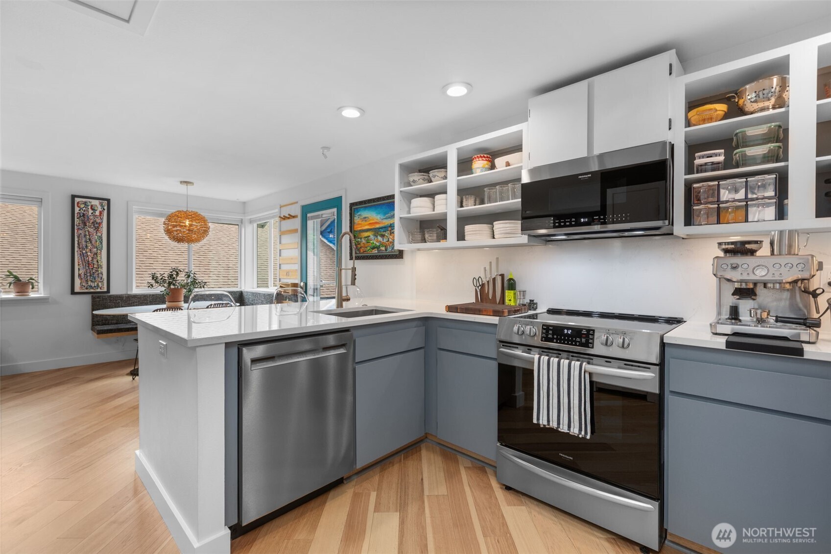 2400 E Howell Street Unit: E
