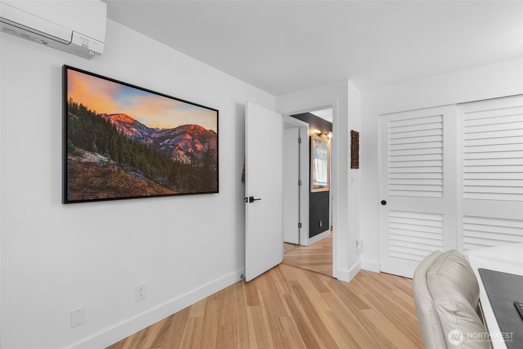 2400 E Howell Street Unit: E