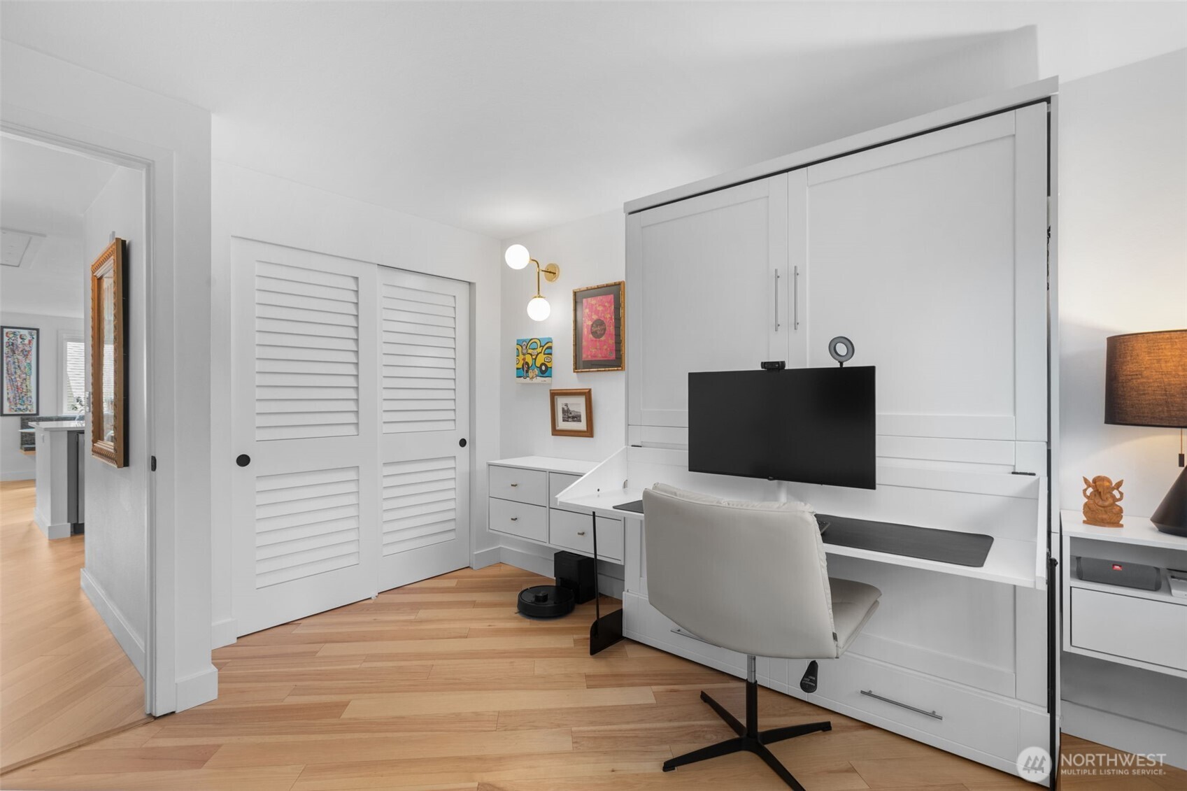 2400 E Howell Street Unit: E