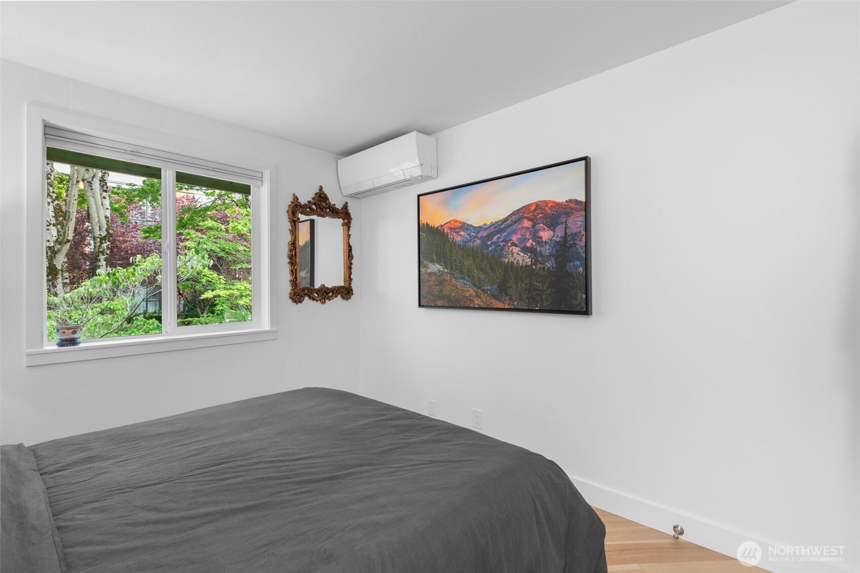 2400 E Howell Street Unit: E