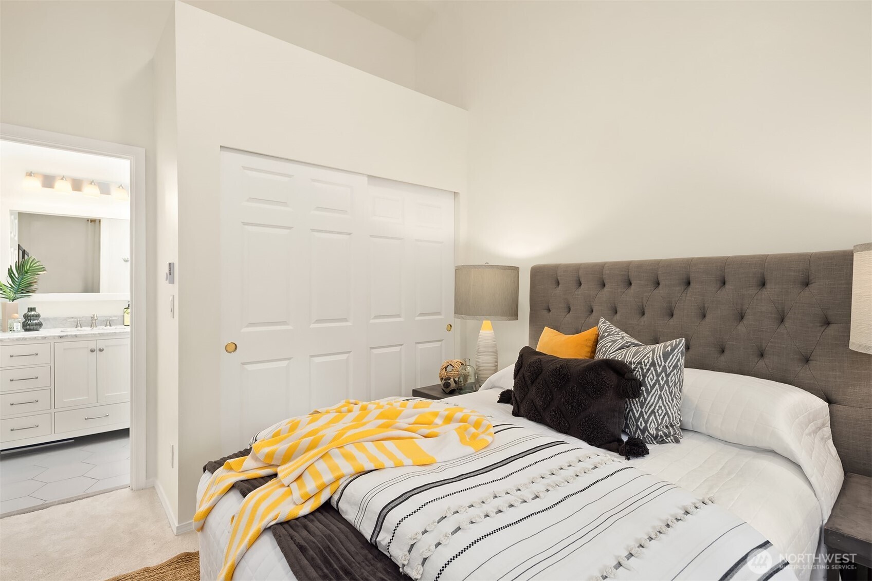1522 196th Street SE Unit: B-103