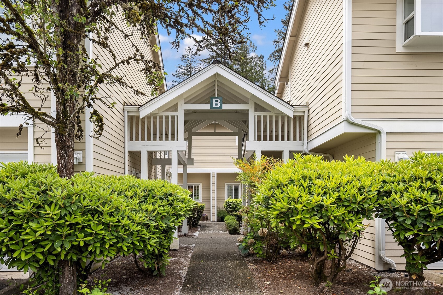1522 196th Street SE Unit: B-103