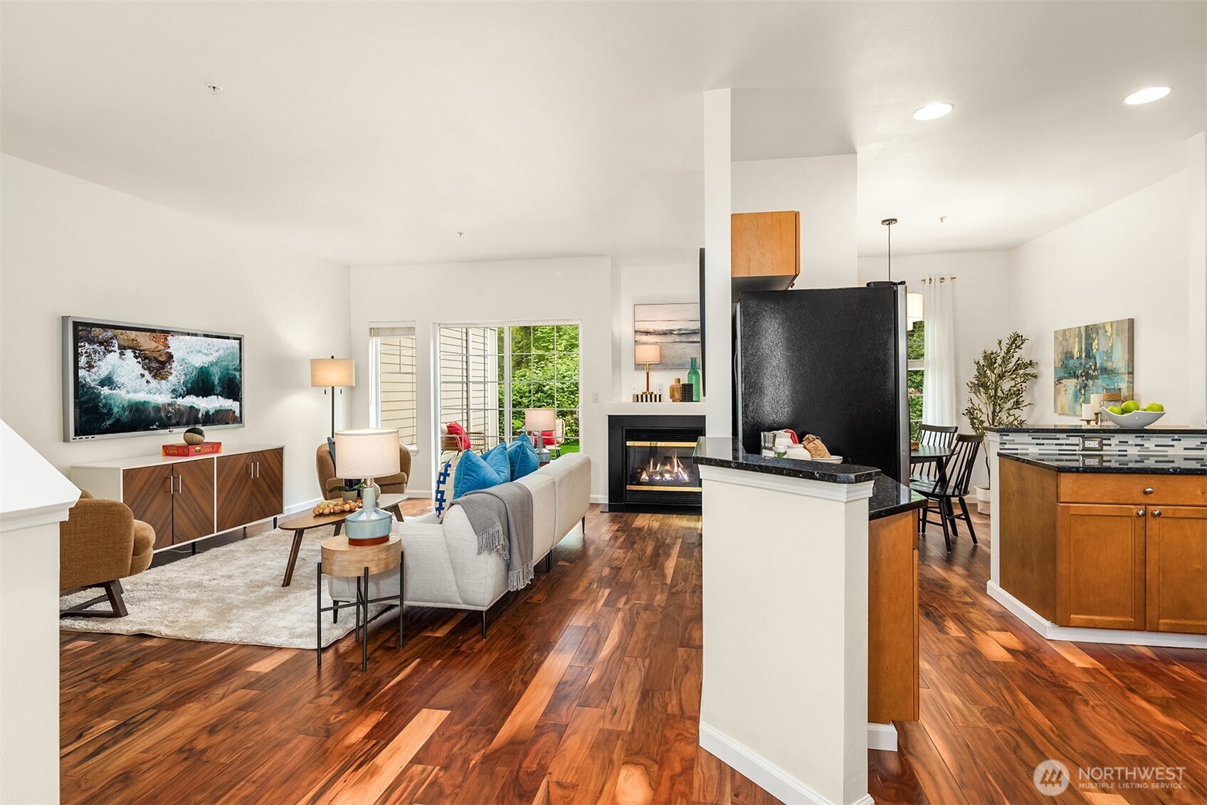 1522 196th Street SE Unit: B-103