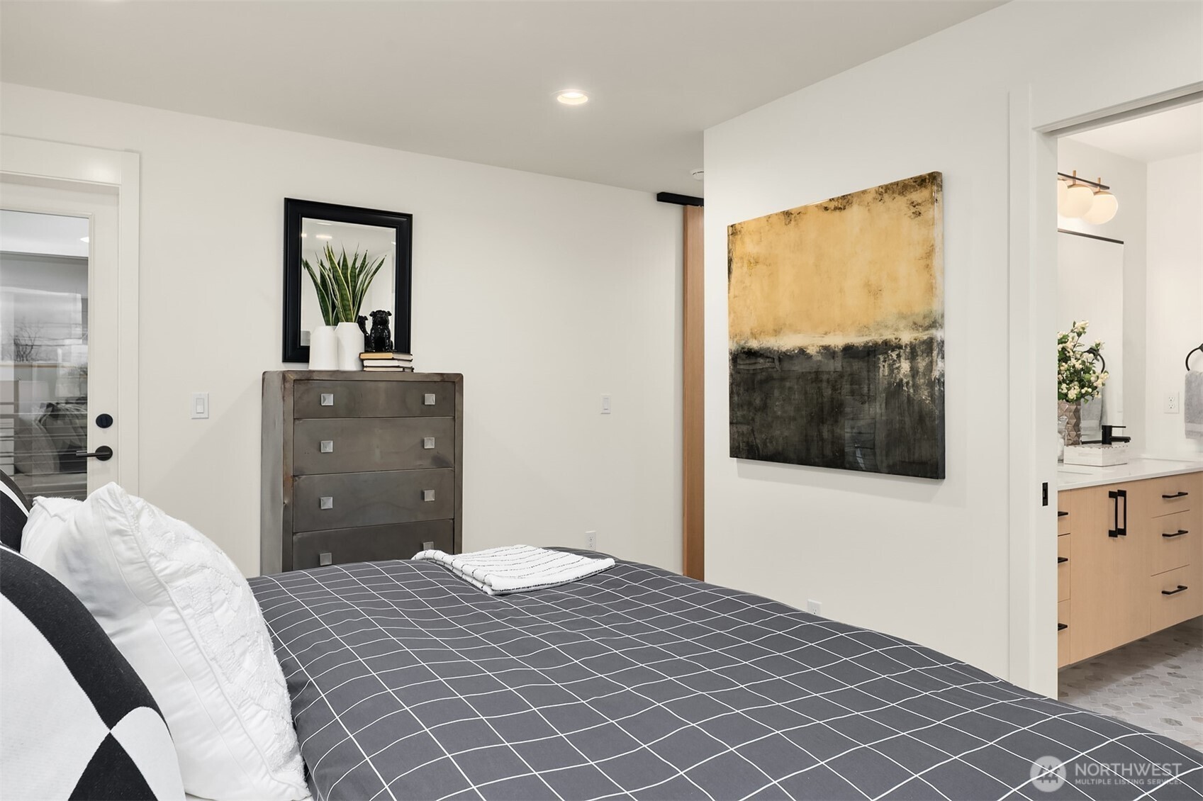 1457 22nd Avenue Unit: B