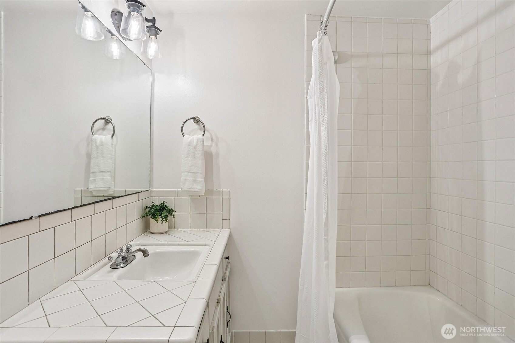 8354 11th Avenue NW Unit: 5
