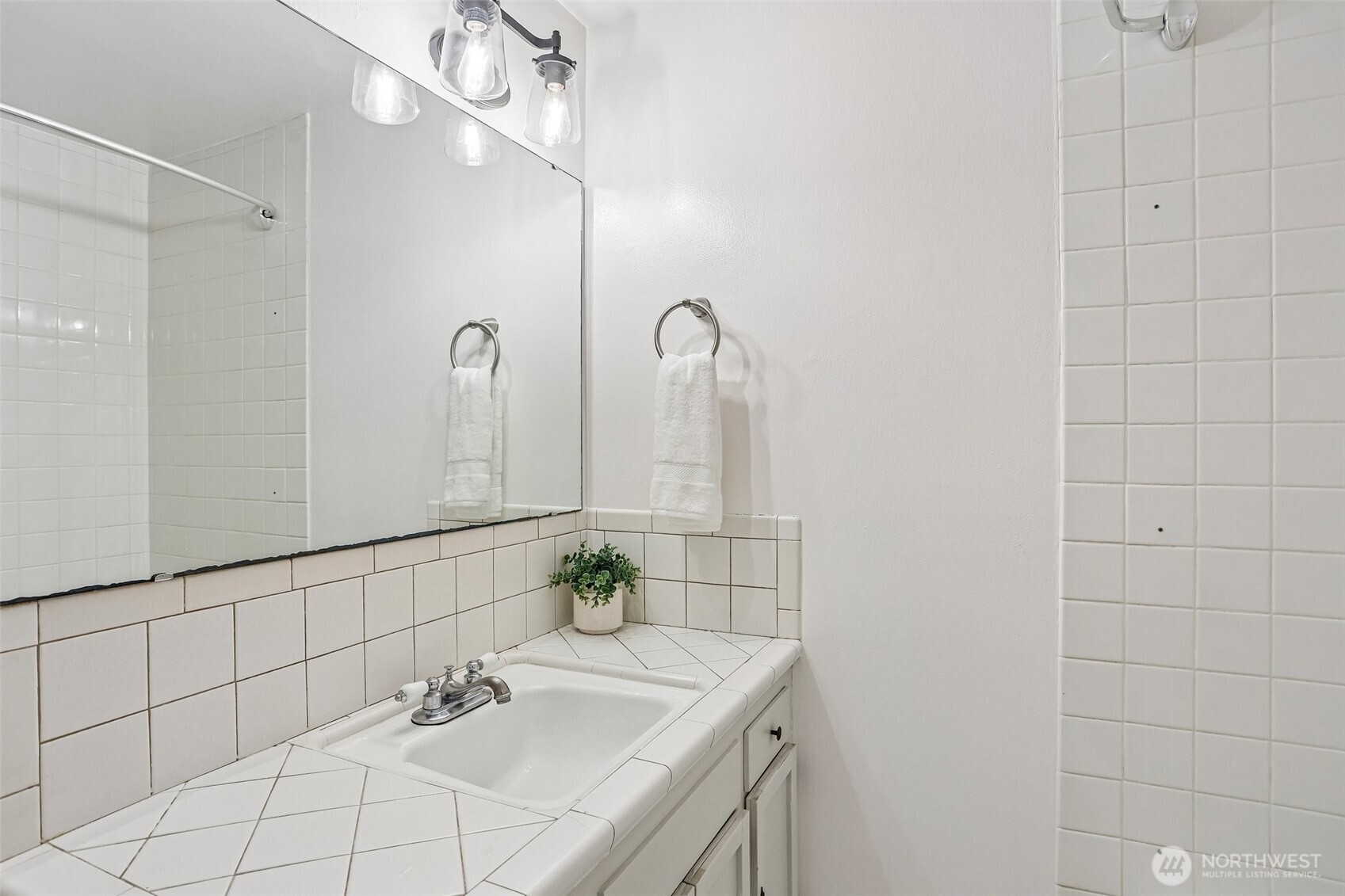 8354 11th Avenue NW Unit: 5