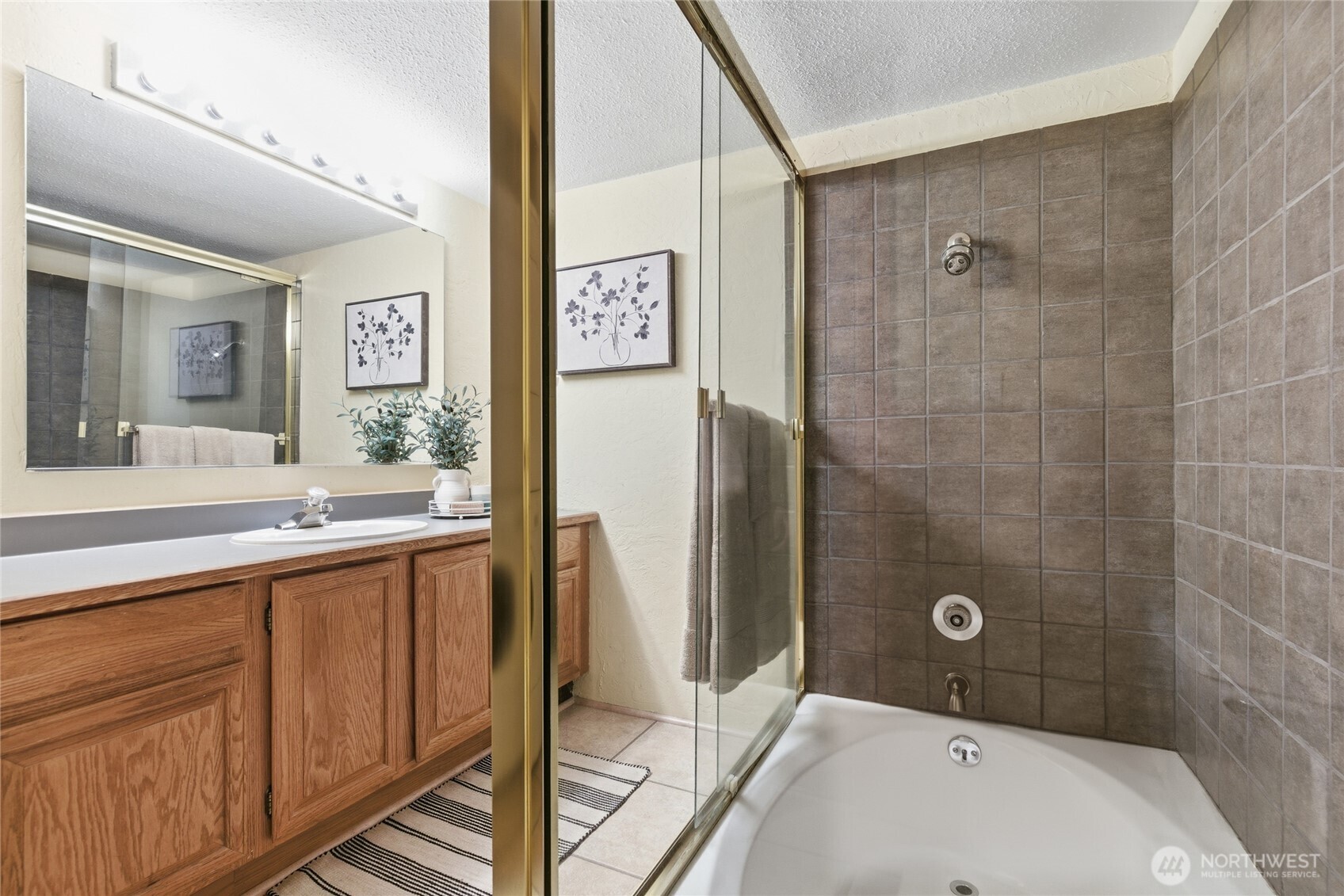 2500 W Manor Place Unit: 216