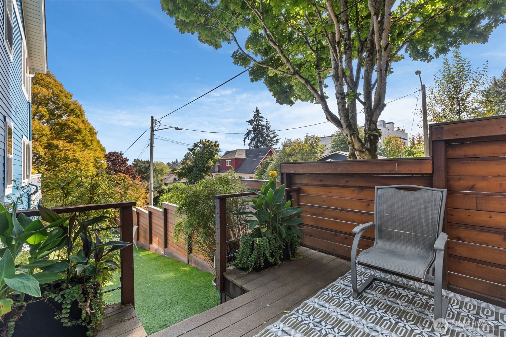 2400 E Howell Street Unit: F