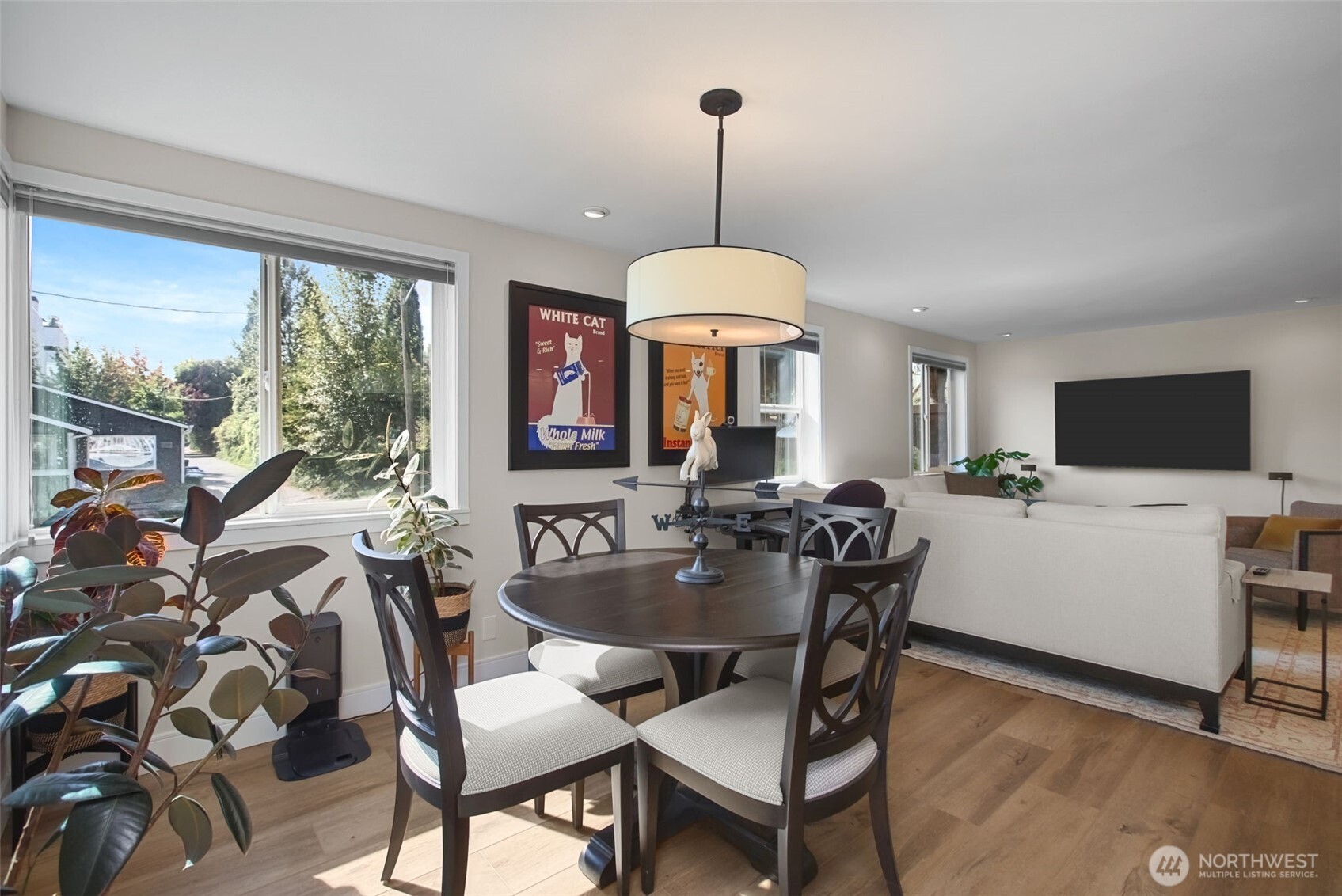 2400 E Howell Street Unit: F