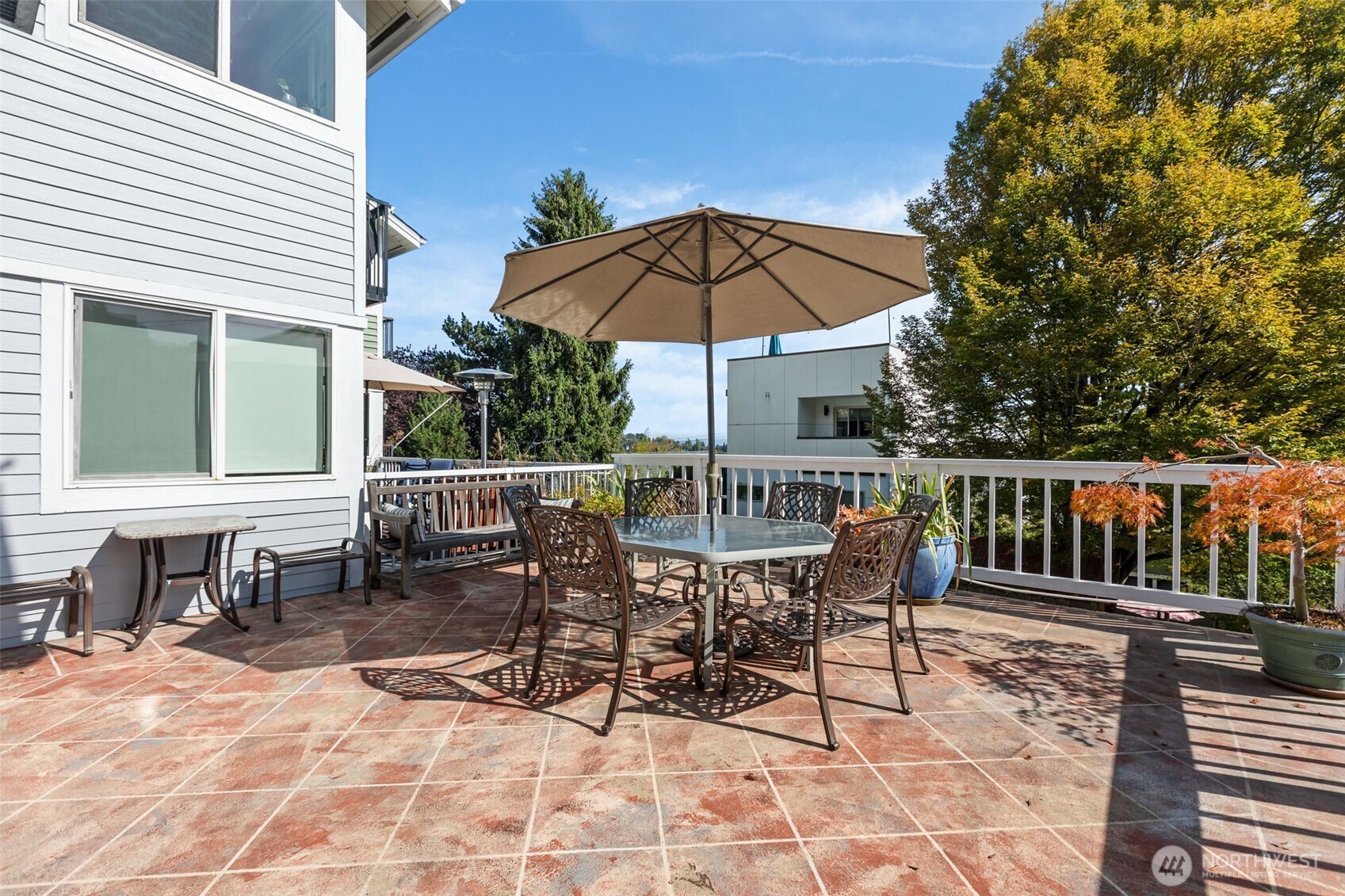 2400 E Howell Street Unit: F