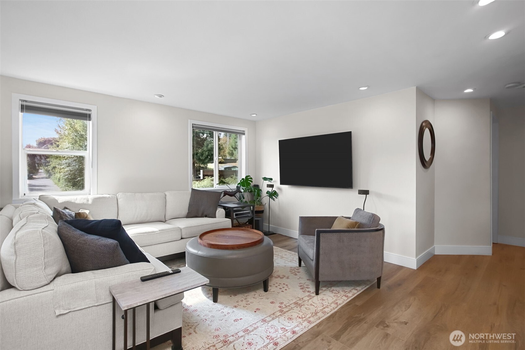 2400 E Howell Street Unit: F