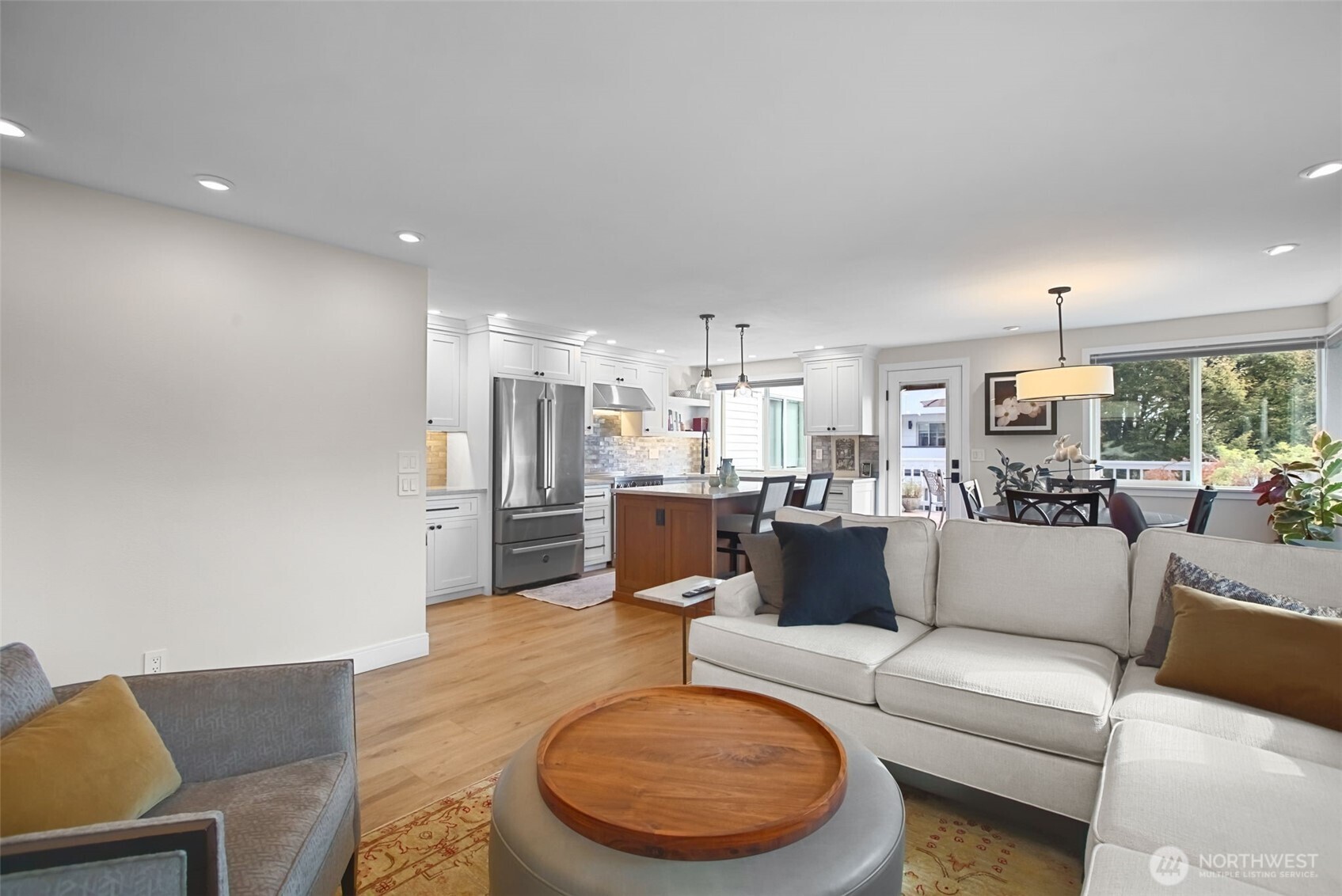 2400 E Howell Street Unit: F