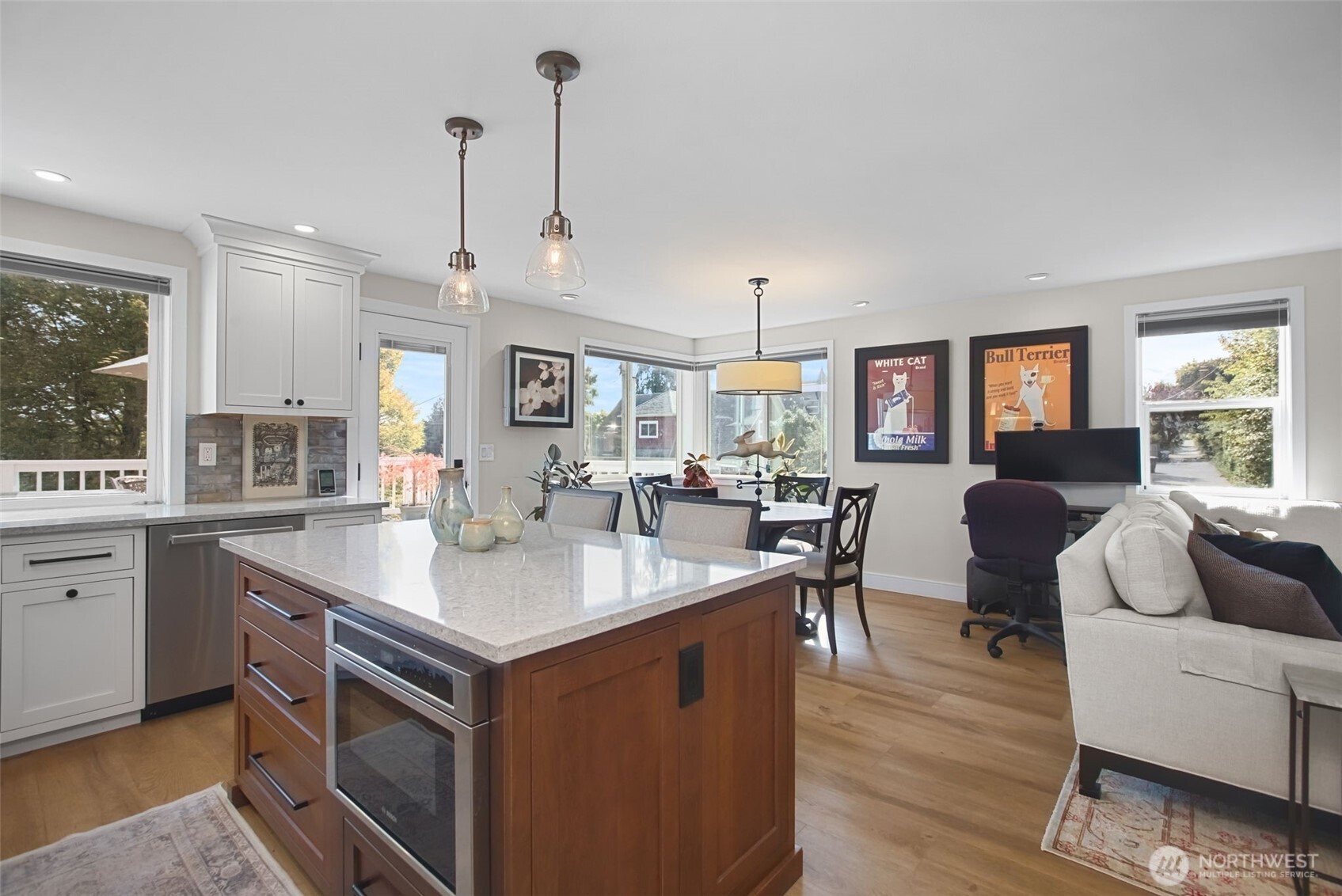 2400 E Howell Street Unit: F
