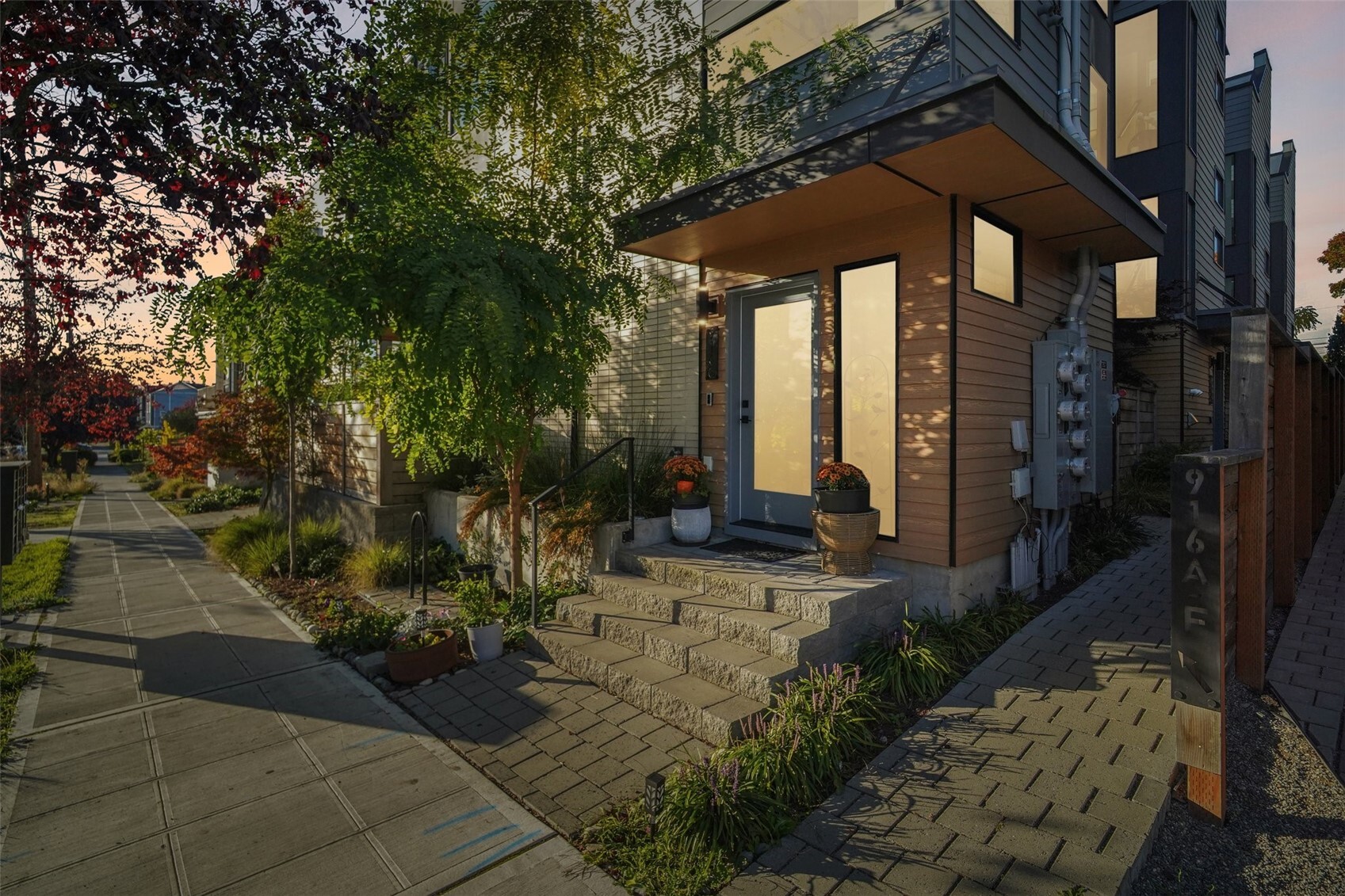 916 NW 56th Street Unit: G