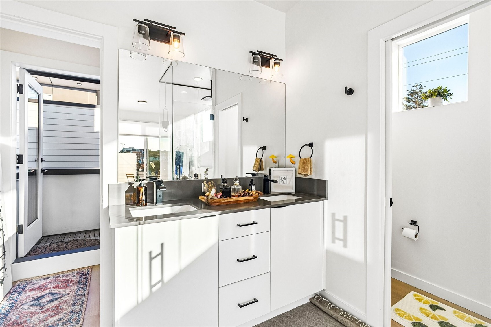 916 NW 56th Street Unit: G
