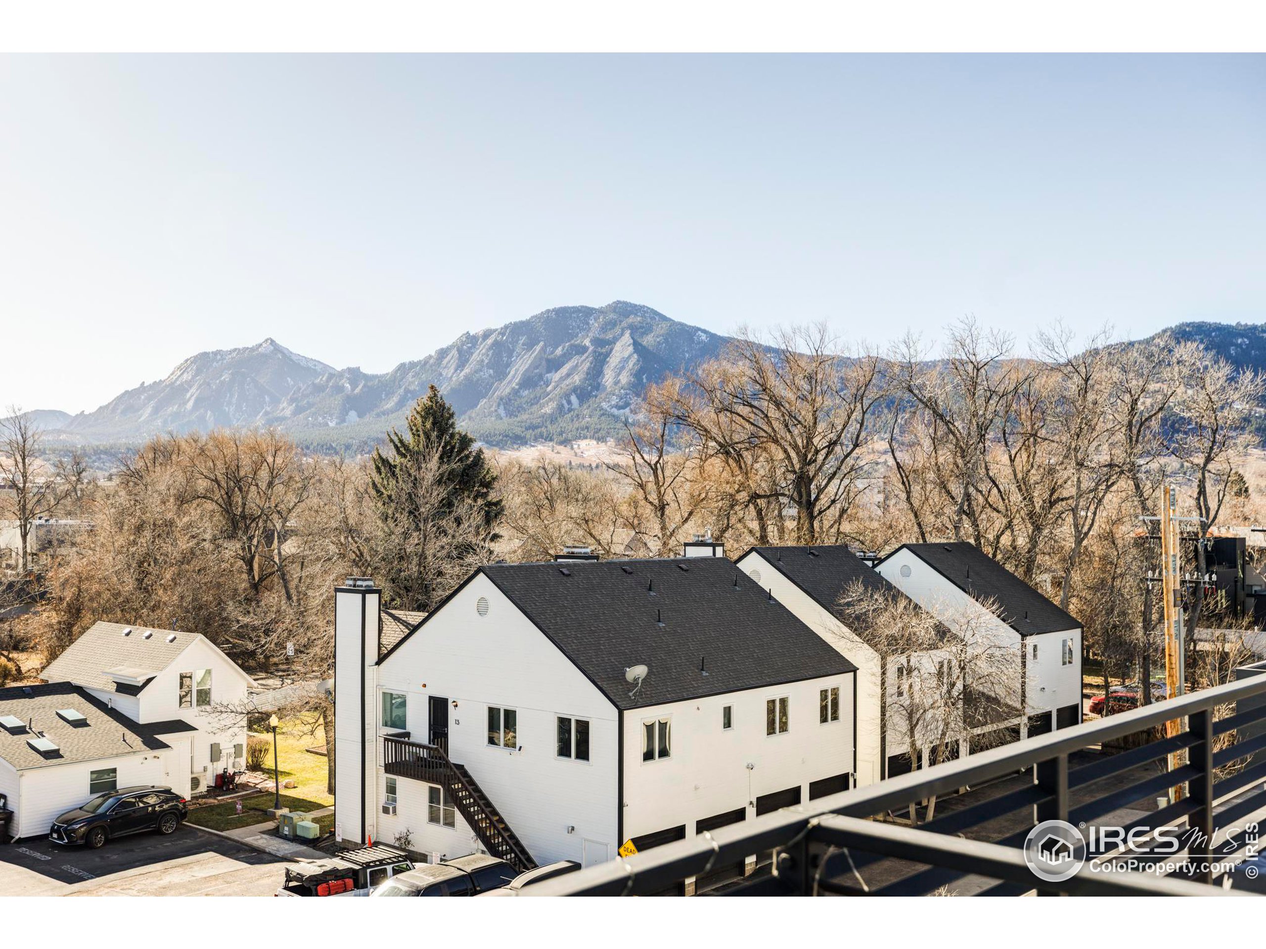 2128 Pearl St Unit: B