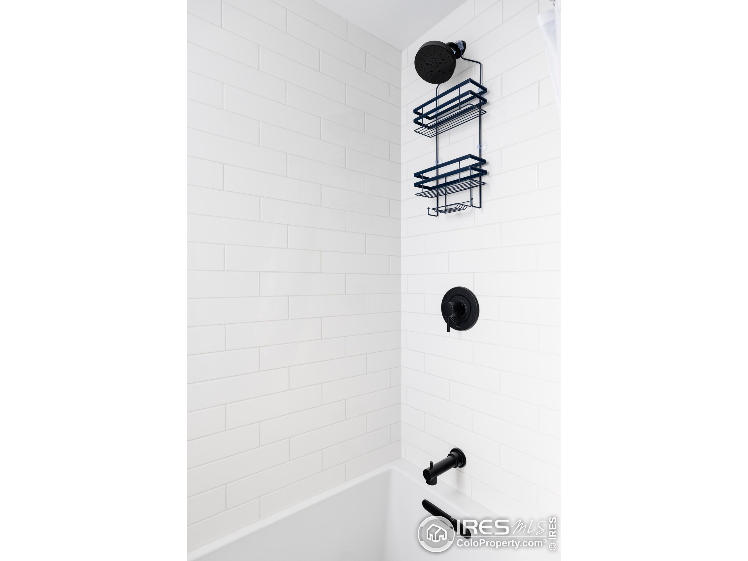 2128 Pearl St Unit: B