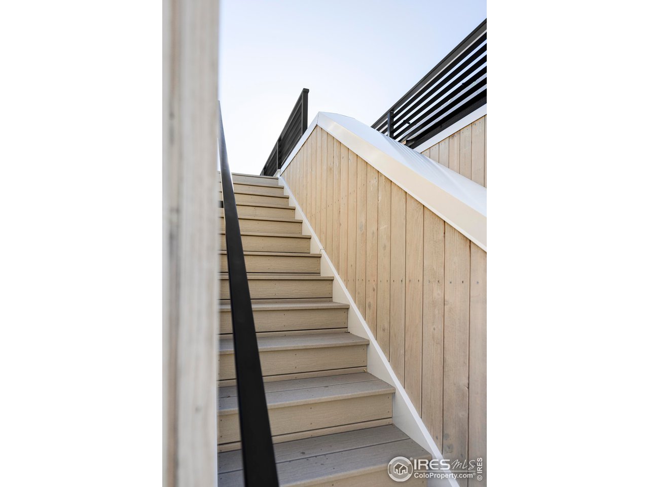 2128 Pearl St Unit: B